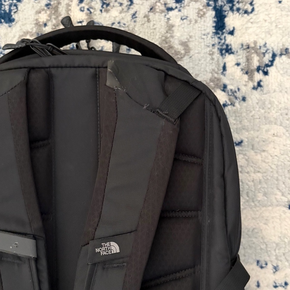 The North Face Router Backpack Black Laptop School Travel - Picture 4 of 6
